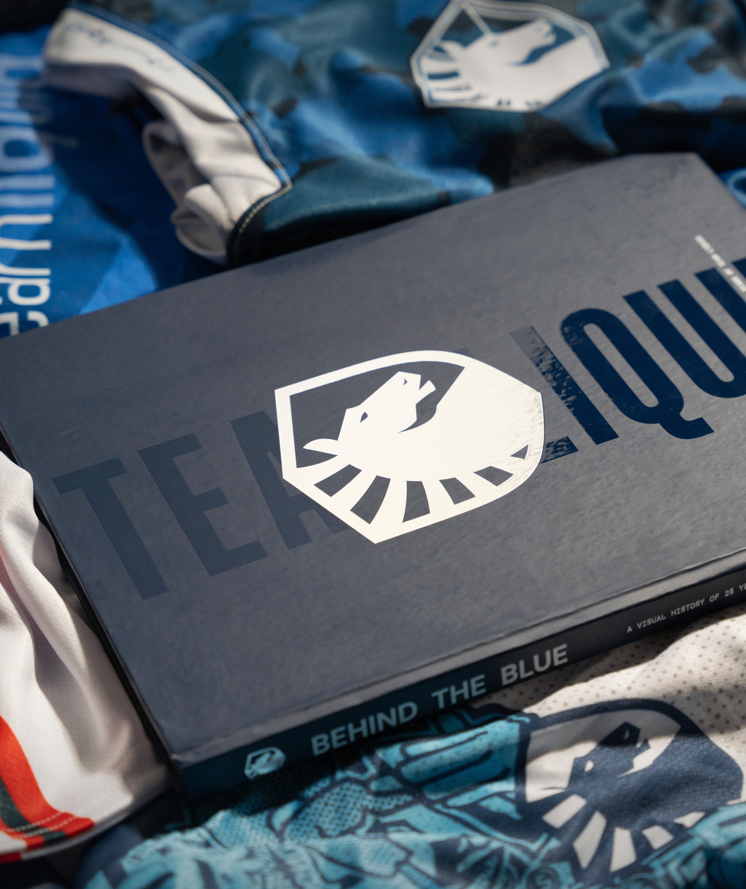 BEHIND THE BLUE: A VISUAL HISTORY OF 25 YEARS OF TEAM LIQUID - Image 15