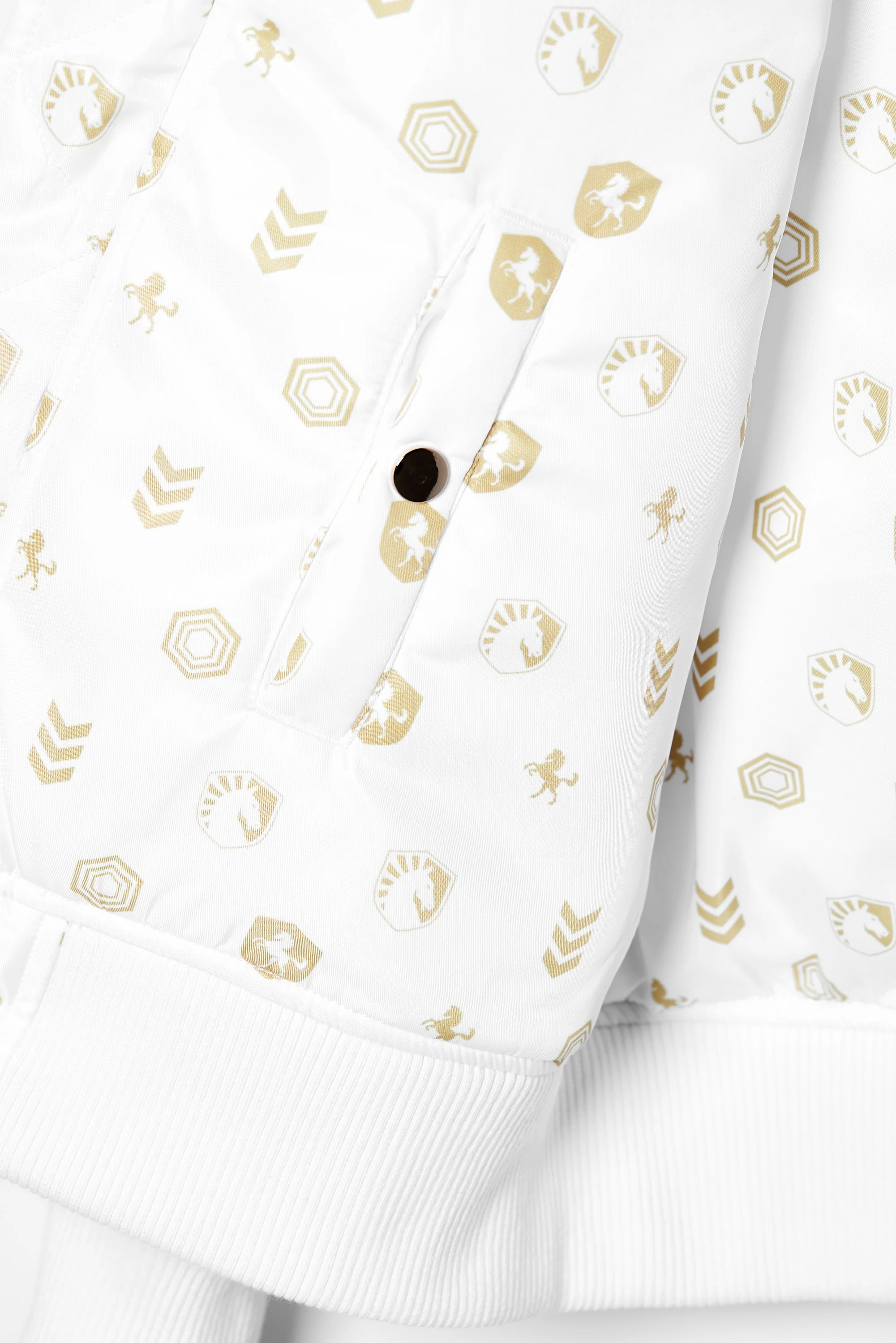 LEGACY REVERSIBLE BOMBER - Image 18