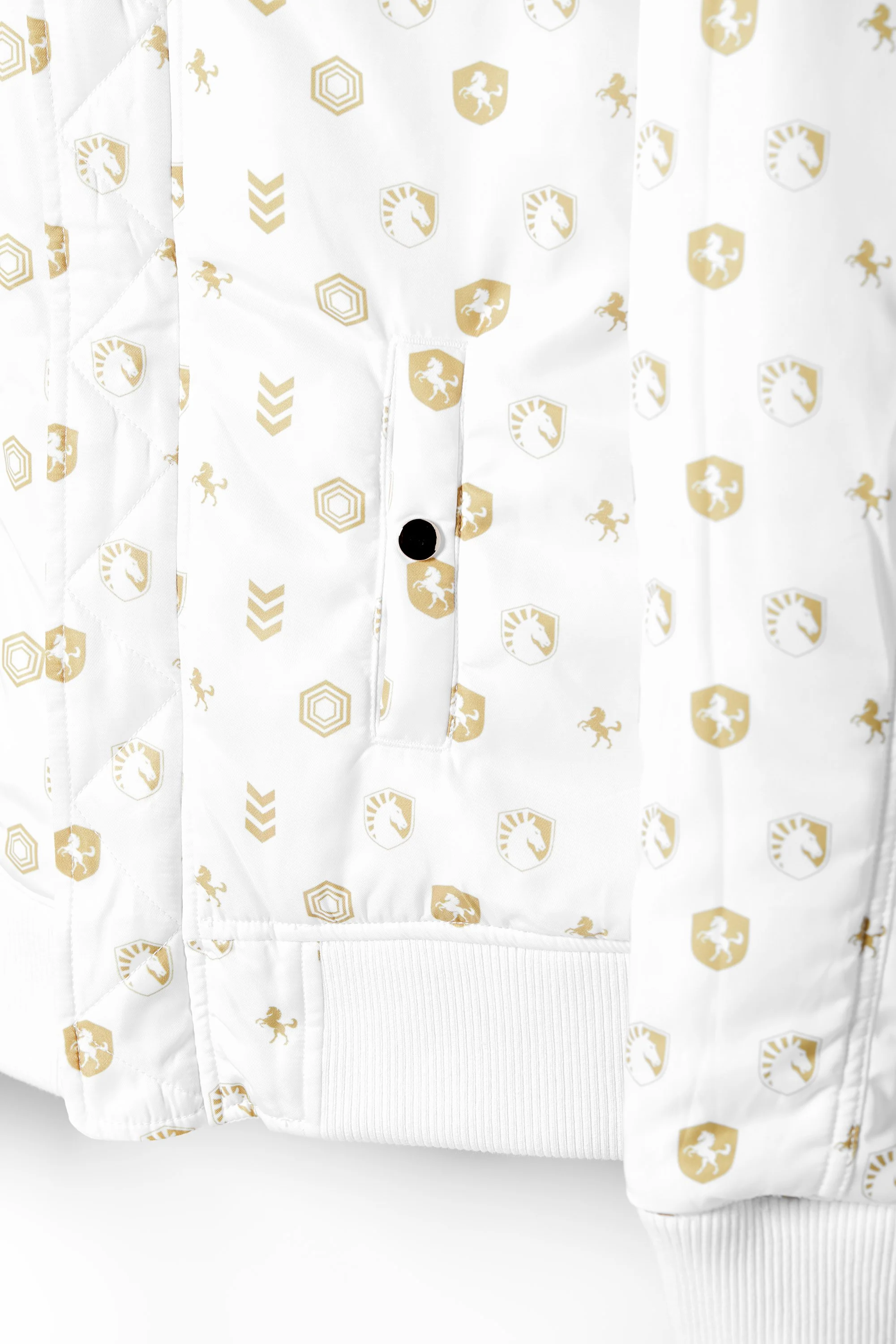 LEGACY REVERSIBLE BOMBER - Image 19
