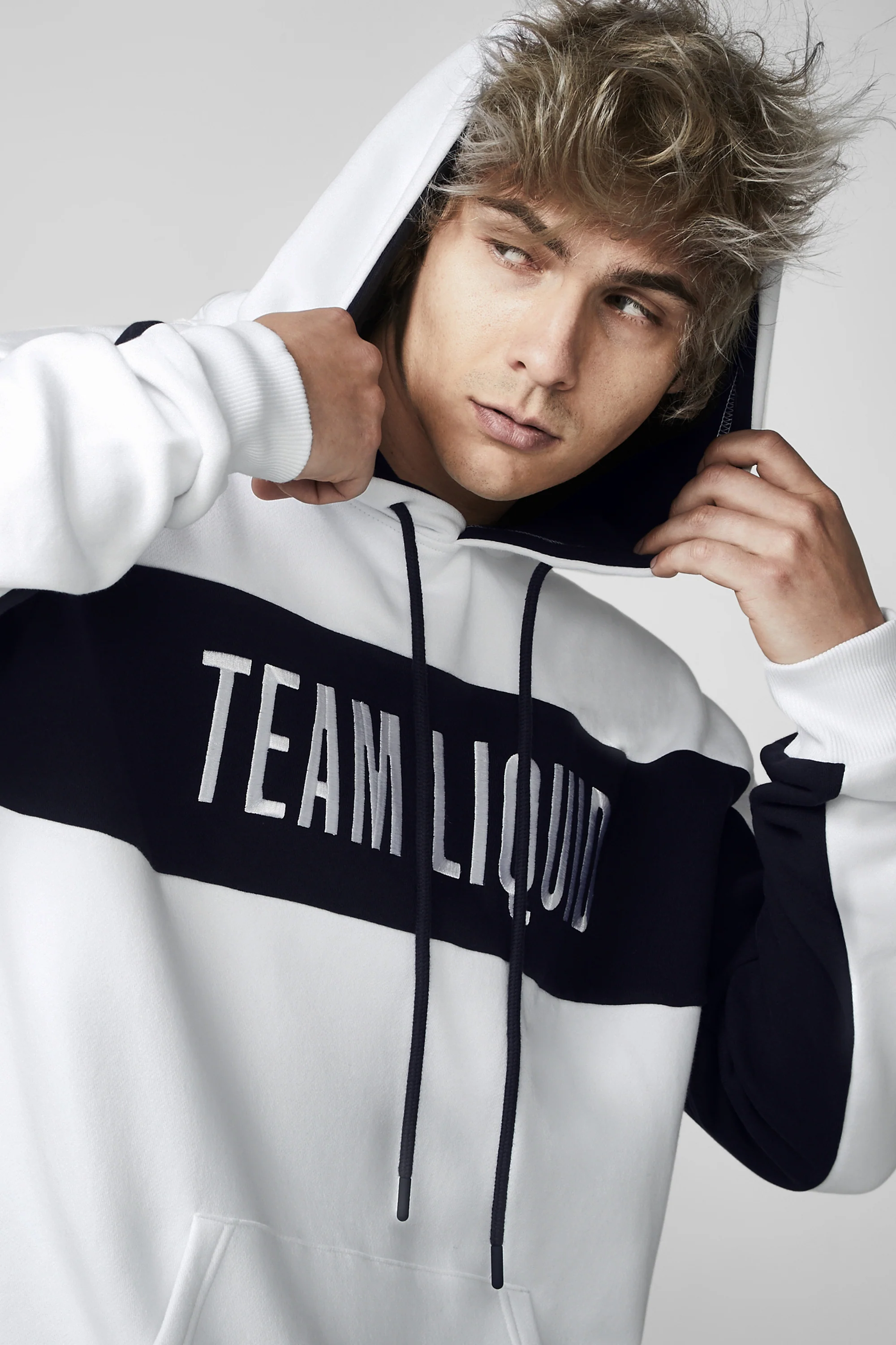 COLOR BLOCKING HOODIE 2.0 - Image 25