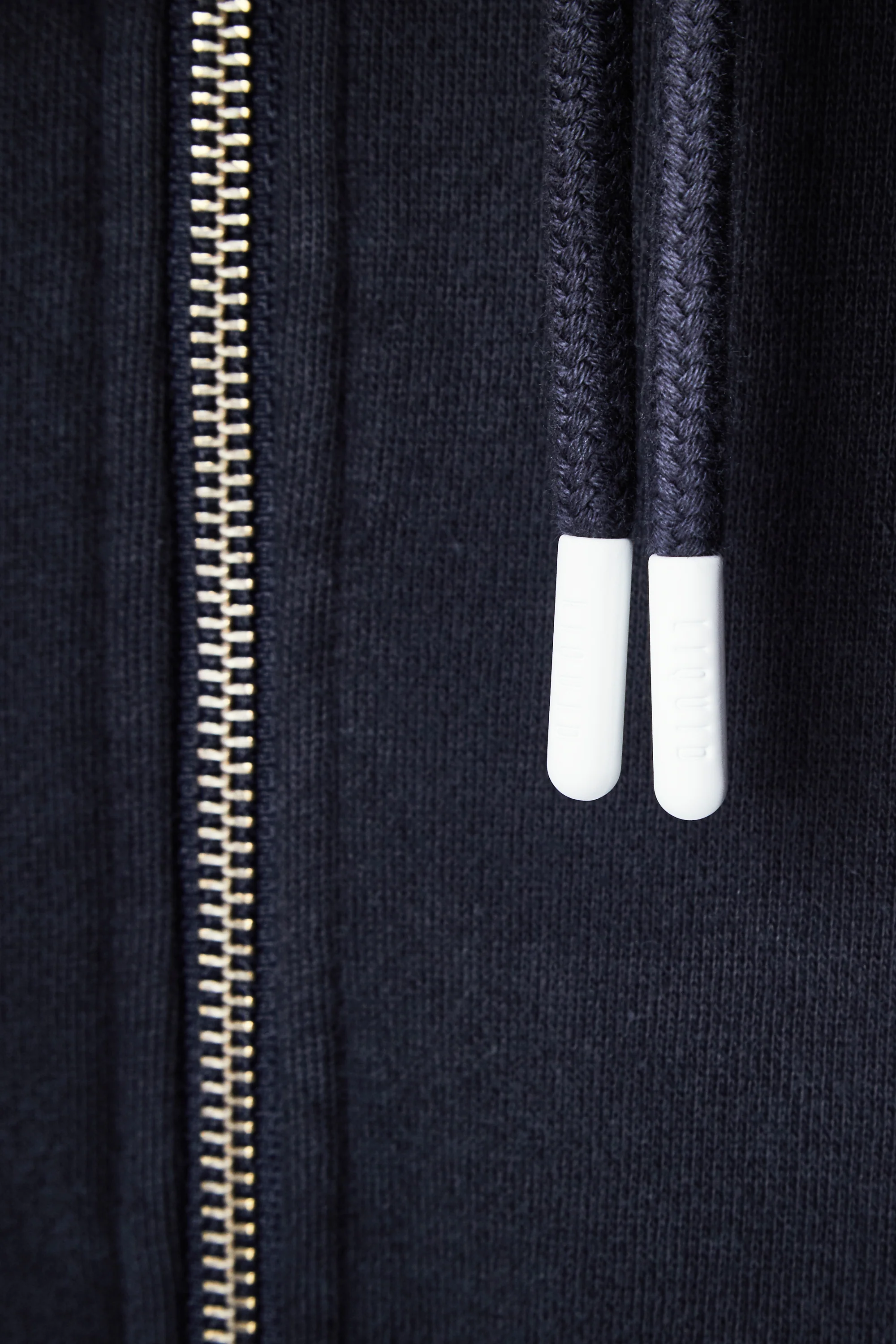 CREST ZIP UP HOODIE - Image 19