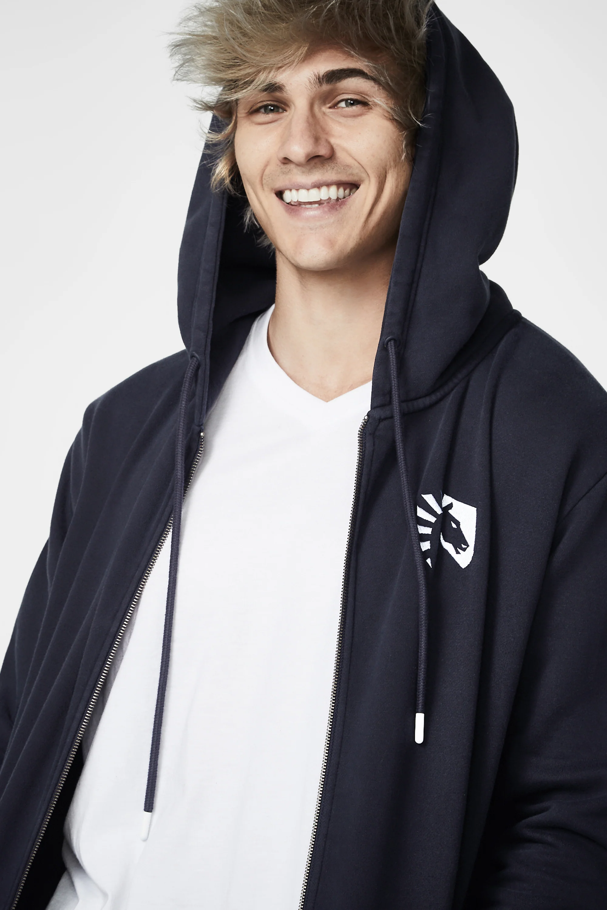 CREST ZIP UP HOODIE - Image 4