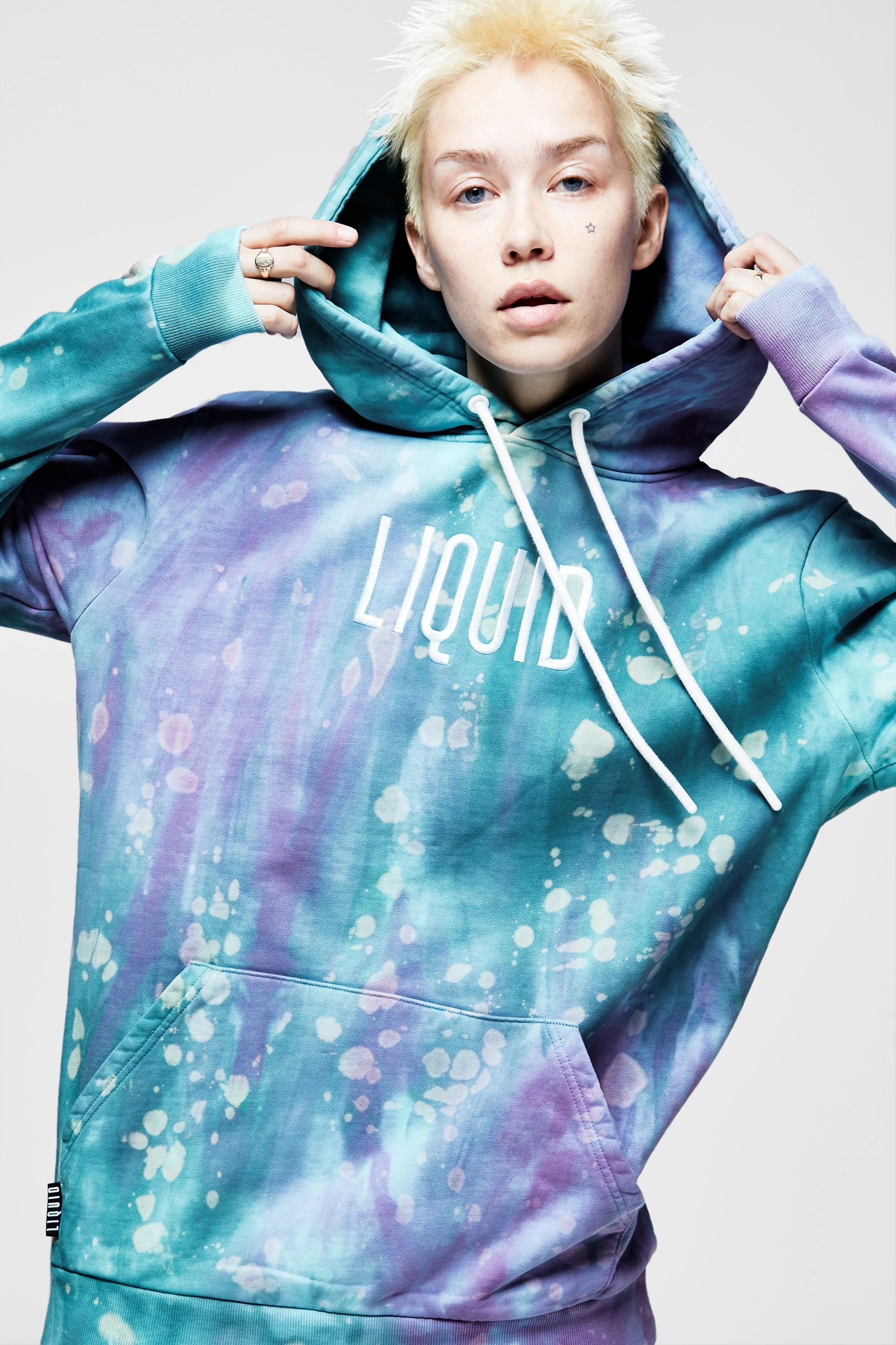 DREAMSCAPE PULLOVER HOODIE - Image 2
