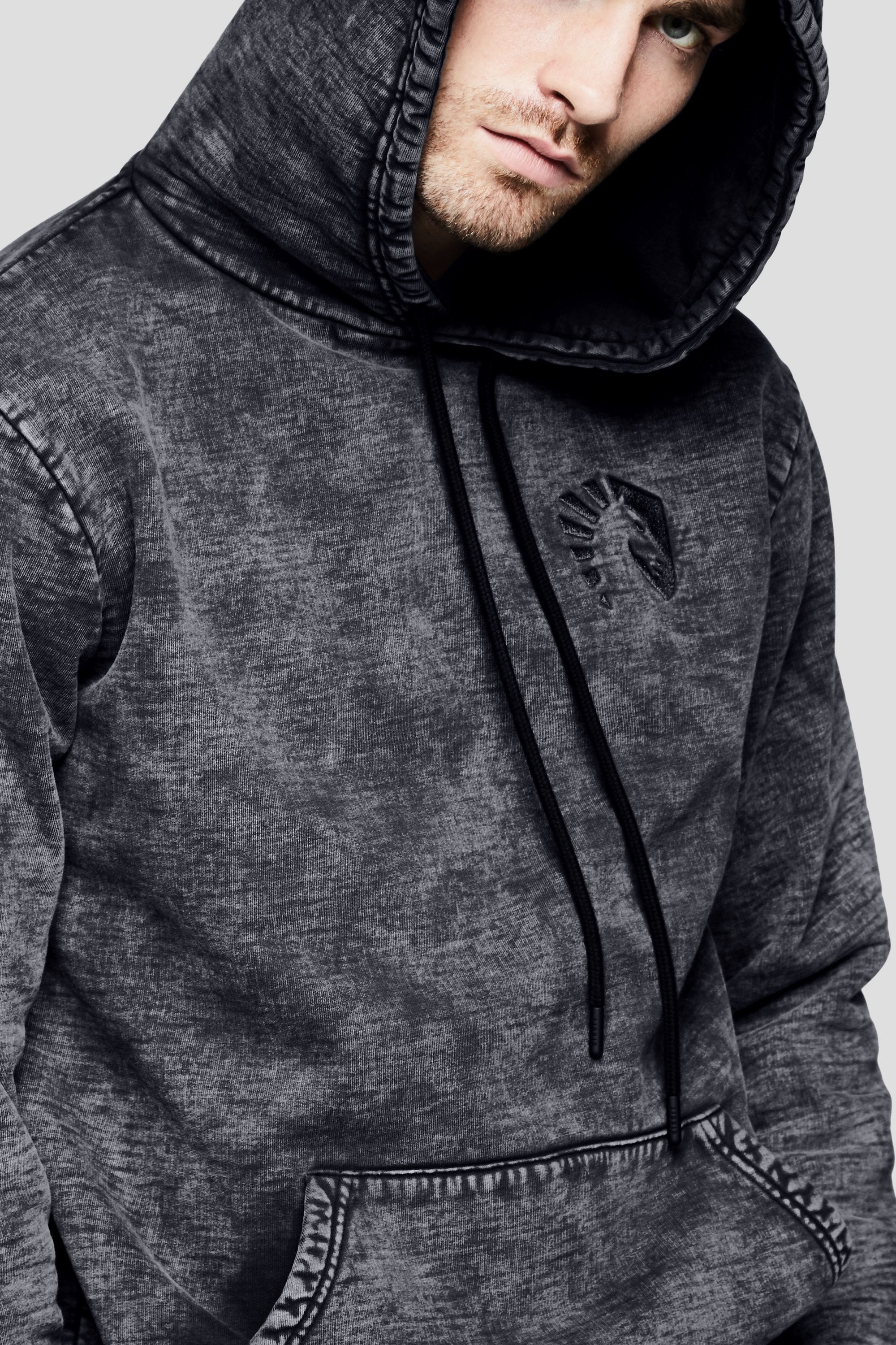 BEST COAST ENZYME WASH EMBROIDERY HOODIE - Image 12