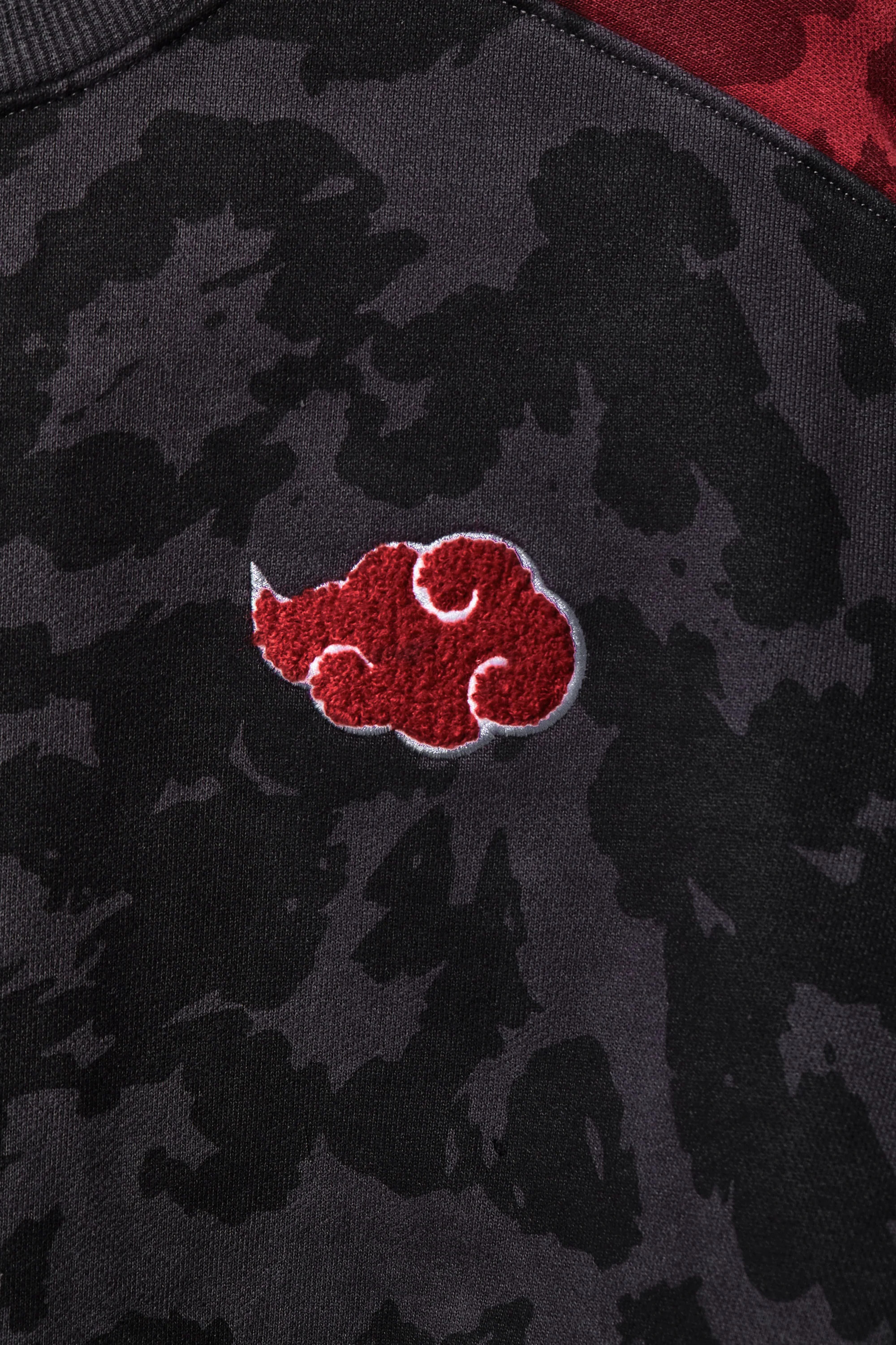 NARUTO AKATSUKI CHARCOAL PATTERN CREWNECK SWEATSHIRT - Image 13