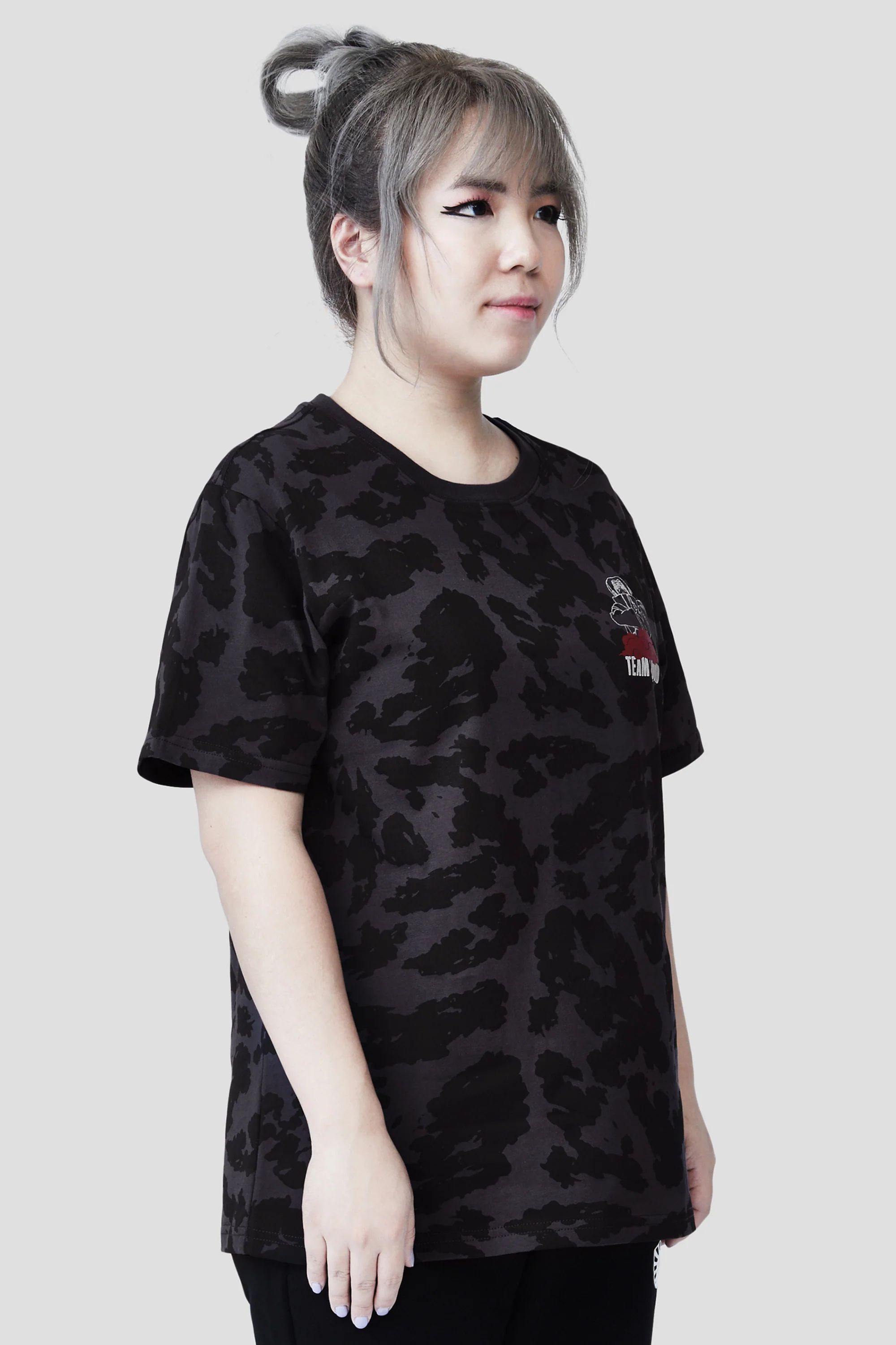 NARUTO AKATSUKI ITACHI AMATERASU SHORT SLEEVE TEE - Image 3