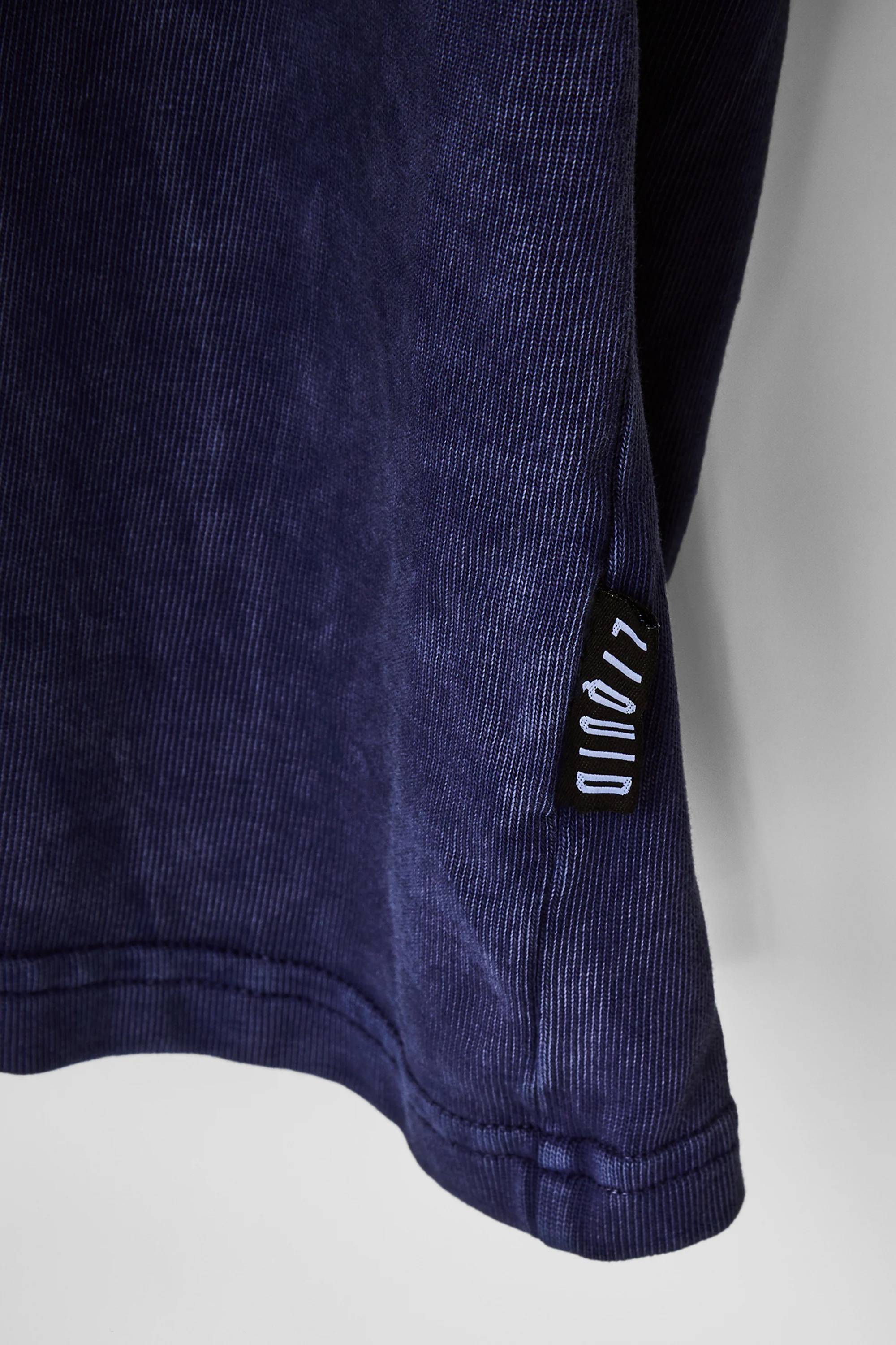 HEAVYWEIGHT LONG SLEEVE TEE - Image 17