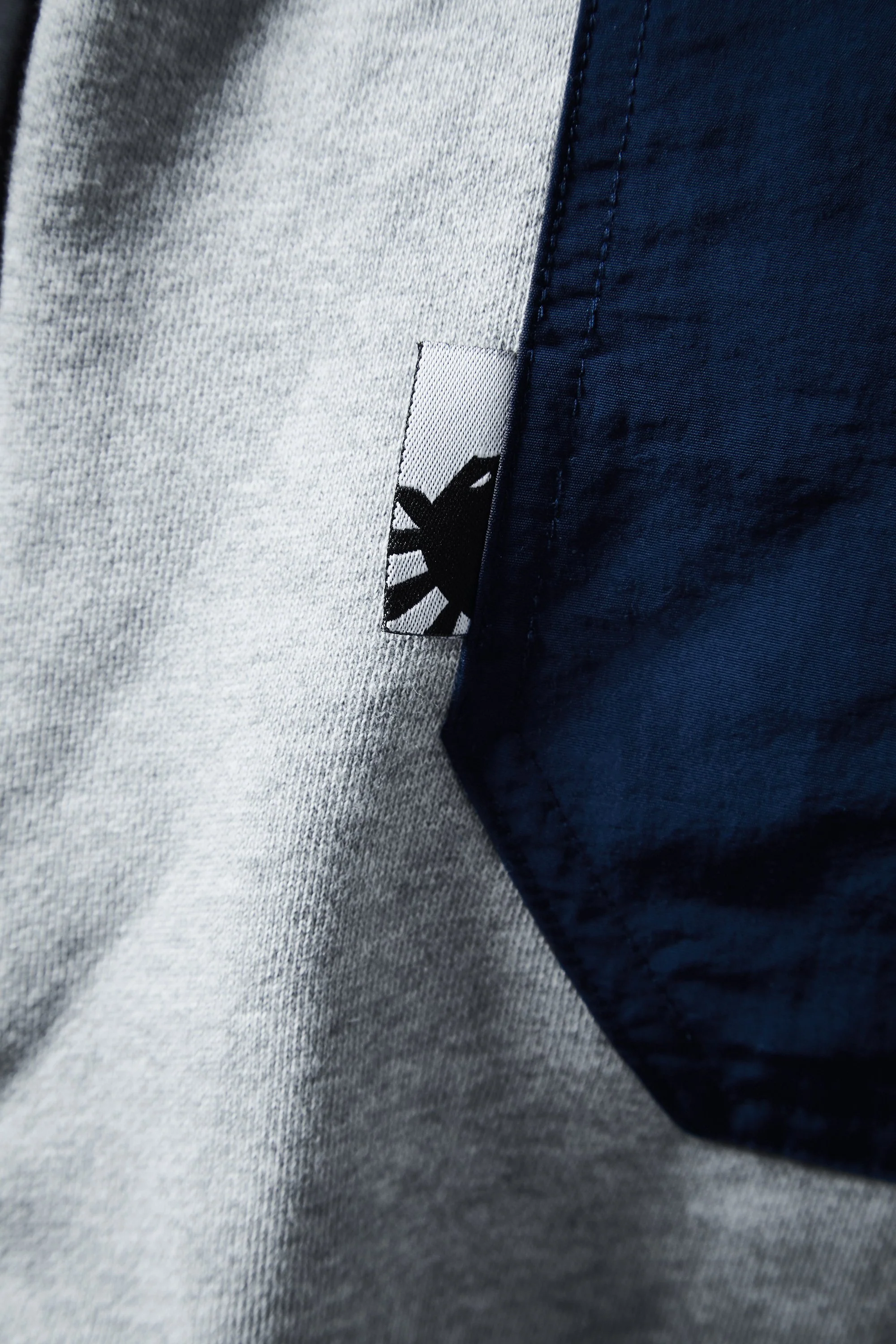 THE UTRECHT TRACK JACKET - Image 9