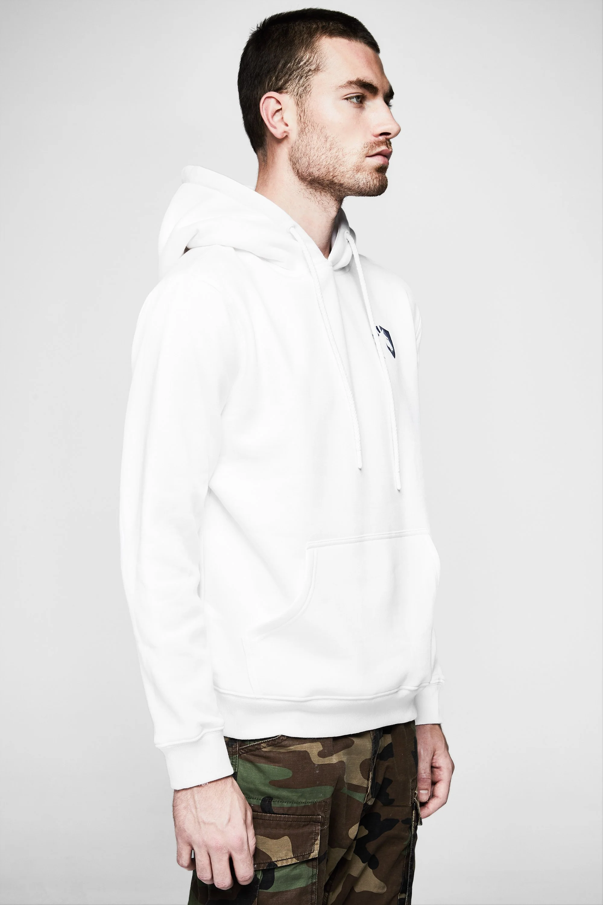 TL CORE PULLOVER HOODIE WHITE - Image 3