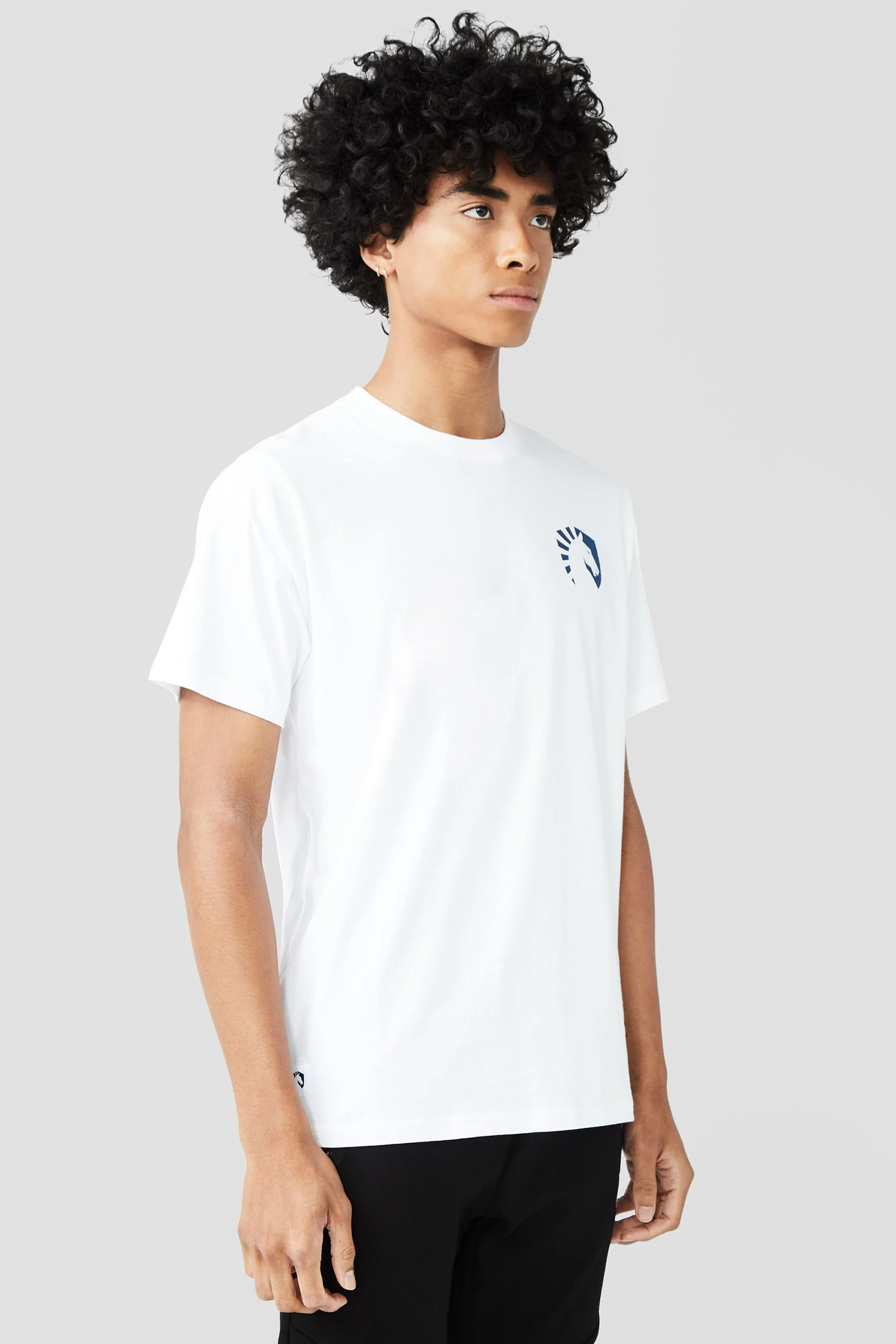 HEART CREST SHORT SLEEVE TEE - Image 8