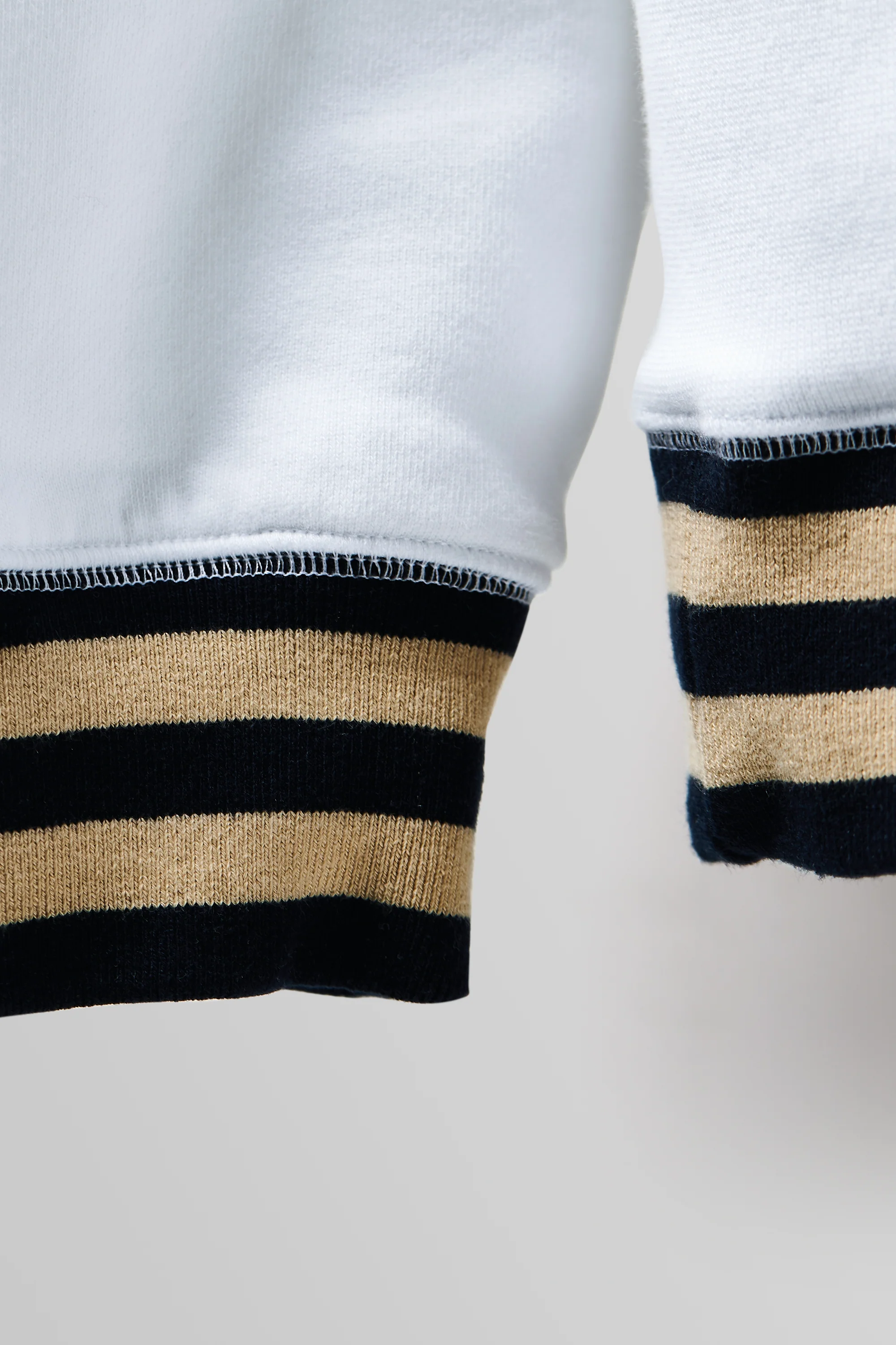 FRESHMAN CREWNECK - Image 10